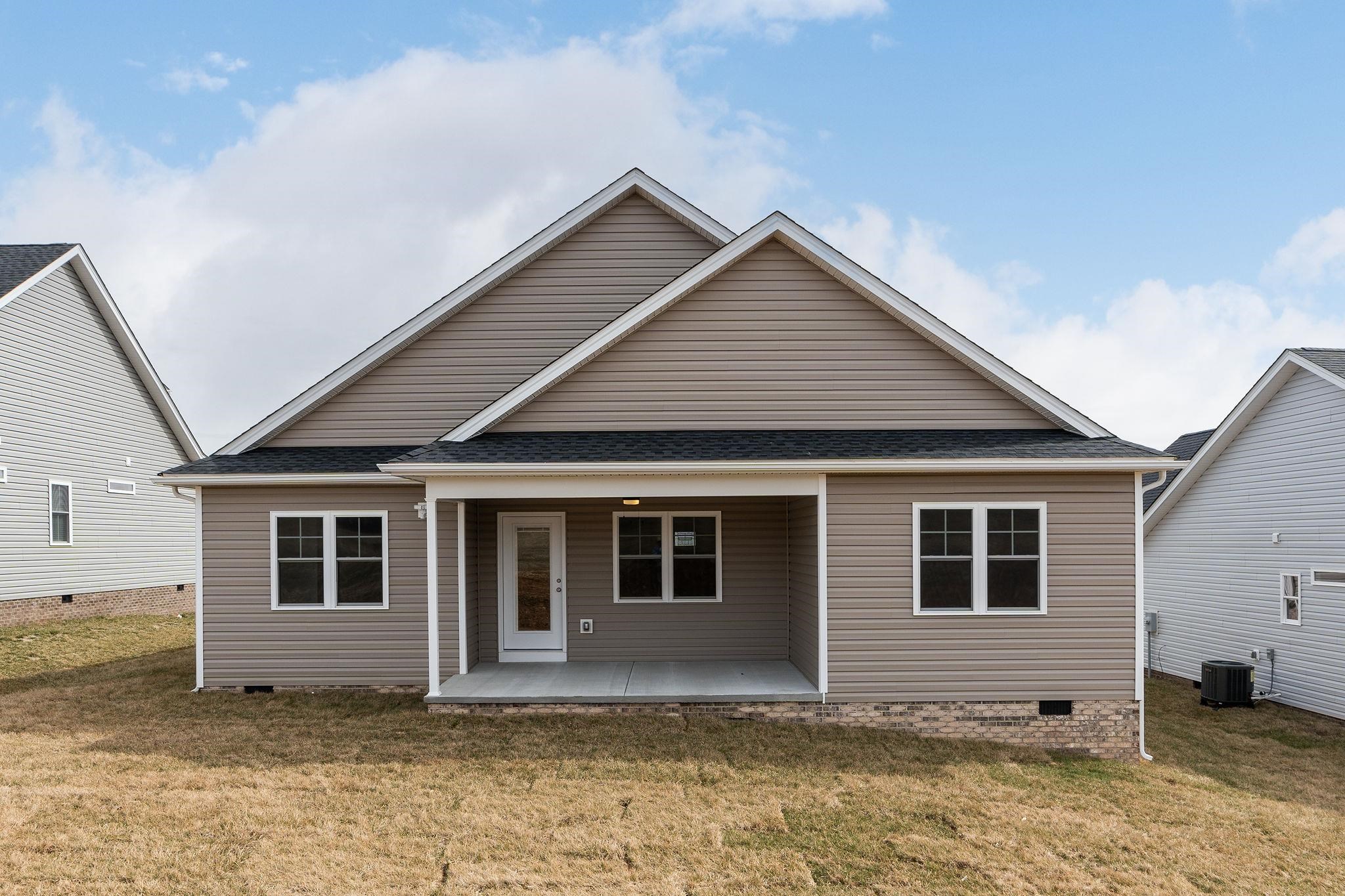 205 SPRING RUN LN, WAYNESBORO, Virginia 22980, 4 Bedrooms Bedrooms, ,3 BathroomsBathrooms,Residential,205 SPRING RUN LN,667669 MLS # 667669