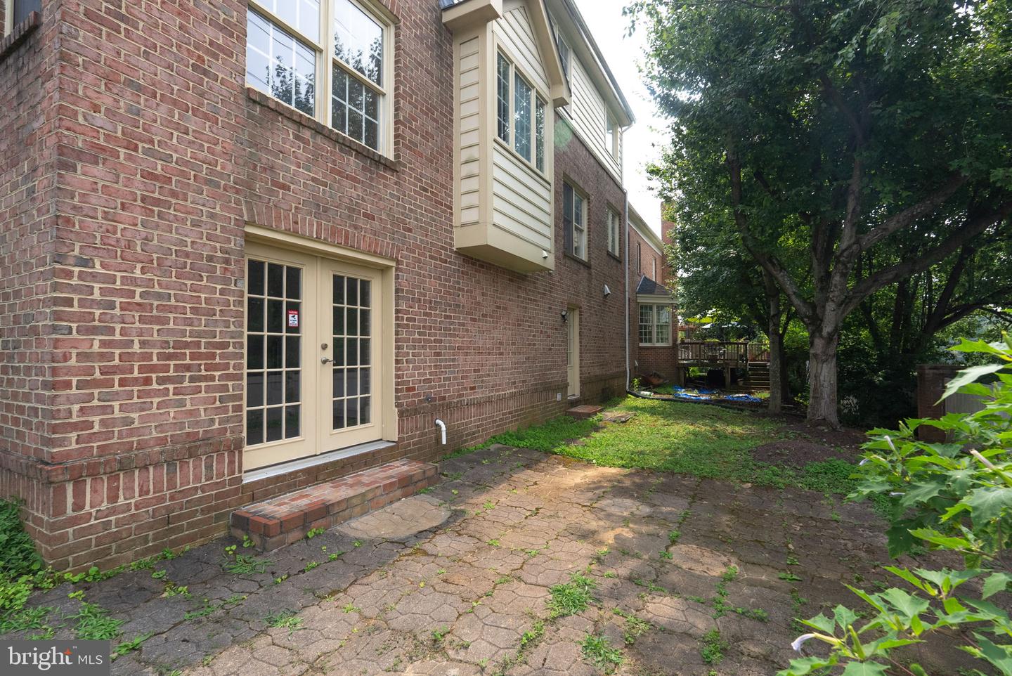 9818 FOX REST LN, VIENNA, Virginia 22181, 5 Bedrooms Bedrooms, ,3 BathroomsBathrooms,Residential,For sale,9818 FOX REST LN,VAFX2246076 MLS # VAFX2246076