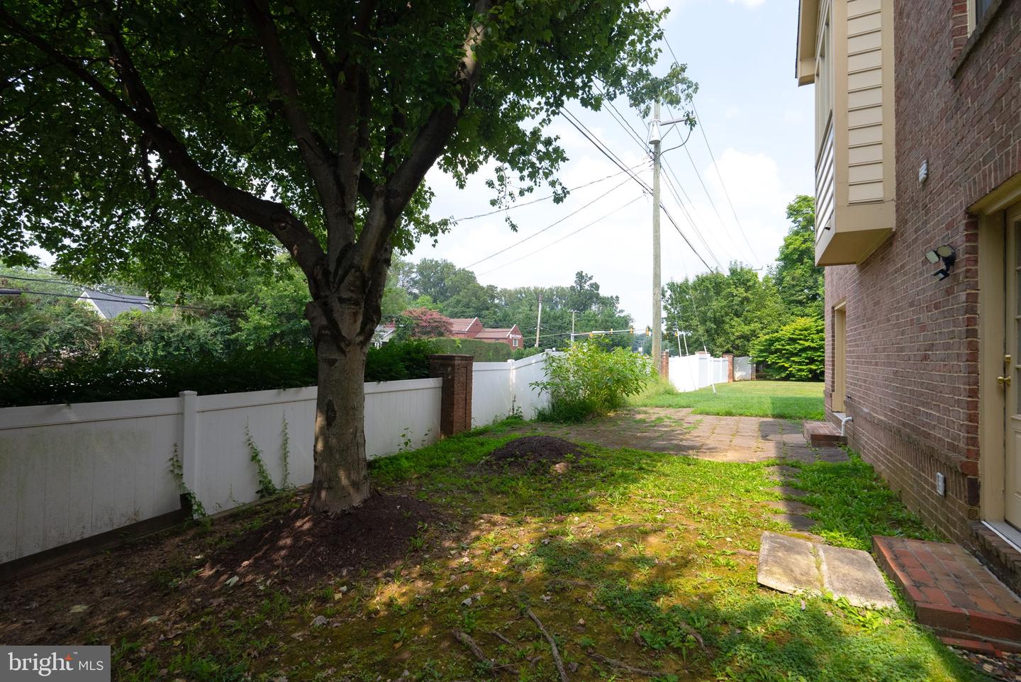 9818 FOX REST LN, VIENNA, Virginia 22181, 5 Bedrooms Bedrooms, ,3 BathroomsBathrooms,Residential,For sale,9818 FOX REST LN,VAFX2246076 MLS # VAFX2246076