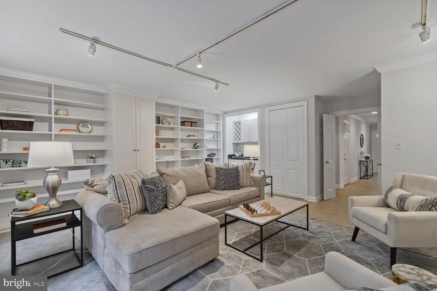 2909 GARFIELD ST NW, WASHINGTON, District Of Columbia 20008, 5 Bedrooms Bedrooms, ,3 BathroomsBathrooms,Residential,For sale,2909 GARFIELD ST NW,DCDC2206800 MLS # DCDC2206800