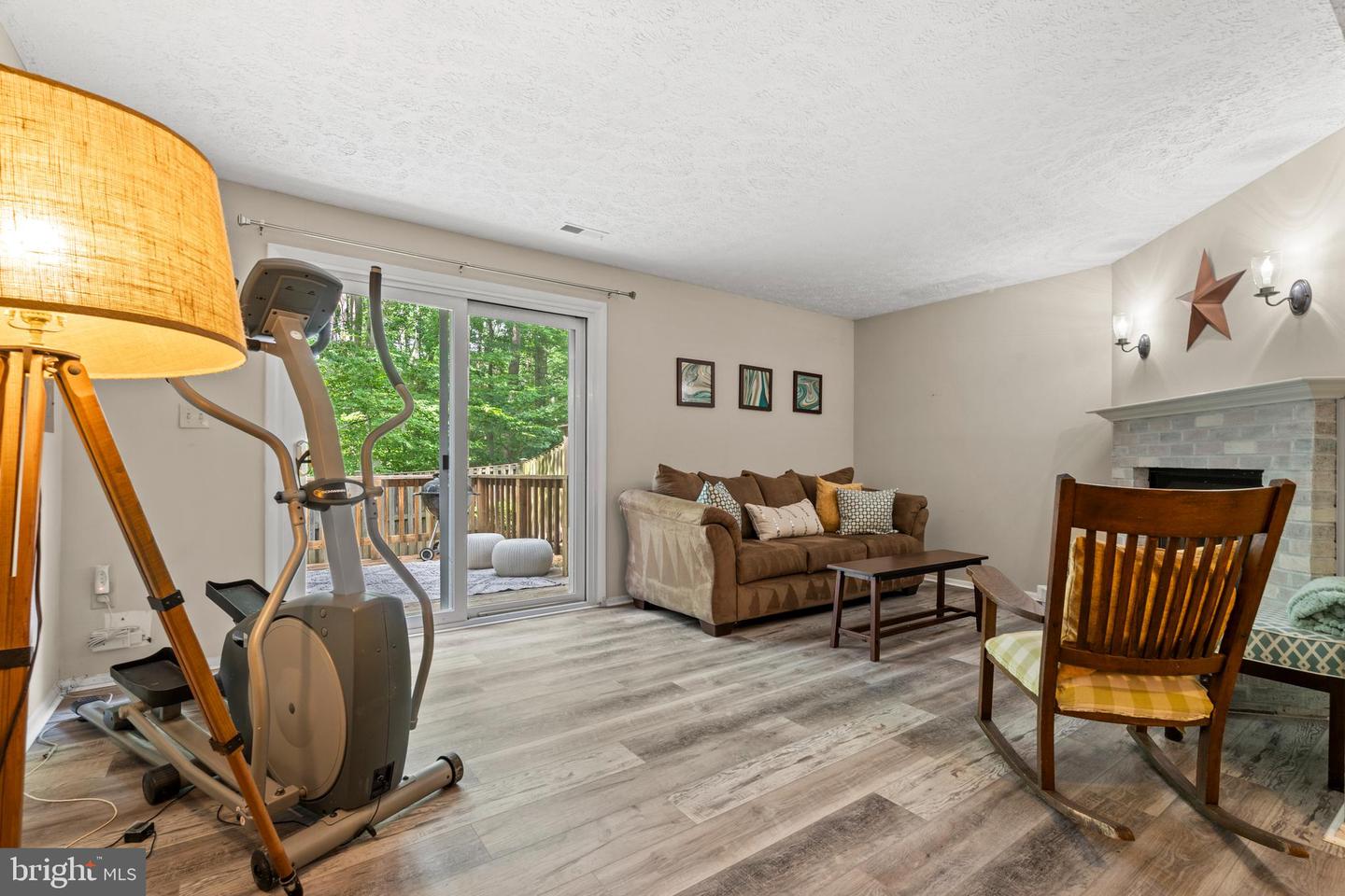 9032 GOLDEN LEAF CT, SPRINGFIELD, Virginia 22153, 3 Bedrooms Bedrooms, ,1 BathroomBathrooms,Residential,For sale,9032 GOLDEN LEAF CT,VAFX2256268 MLS # VAFX2256268