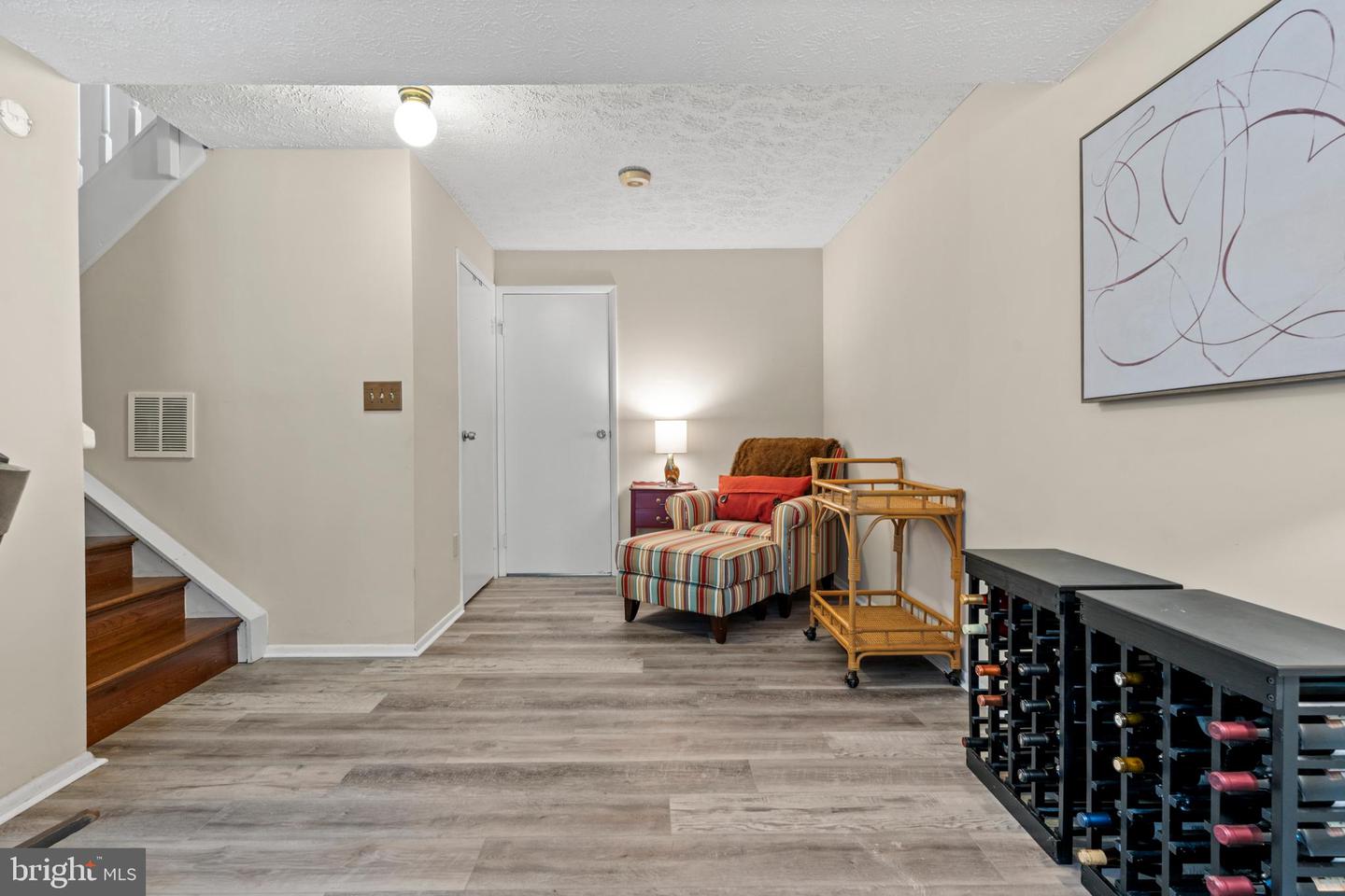 9032 GOLDEN LEAF CT, SPRINGFIELD, Virginia 22153, 3 Bedrooms Bedrooms, ,1 BathroomBathrooms,Residential,For sale,9032 GOLDEN LEAF CT,VAFX2256268 MLS # VAFX2256268