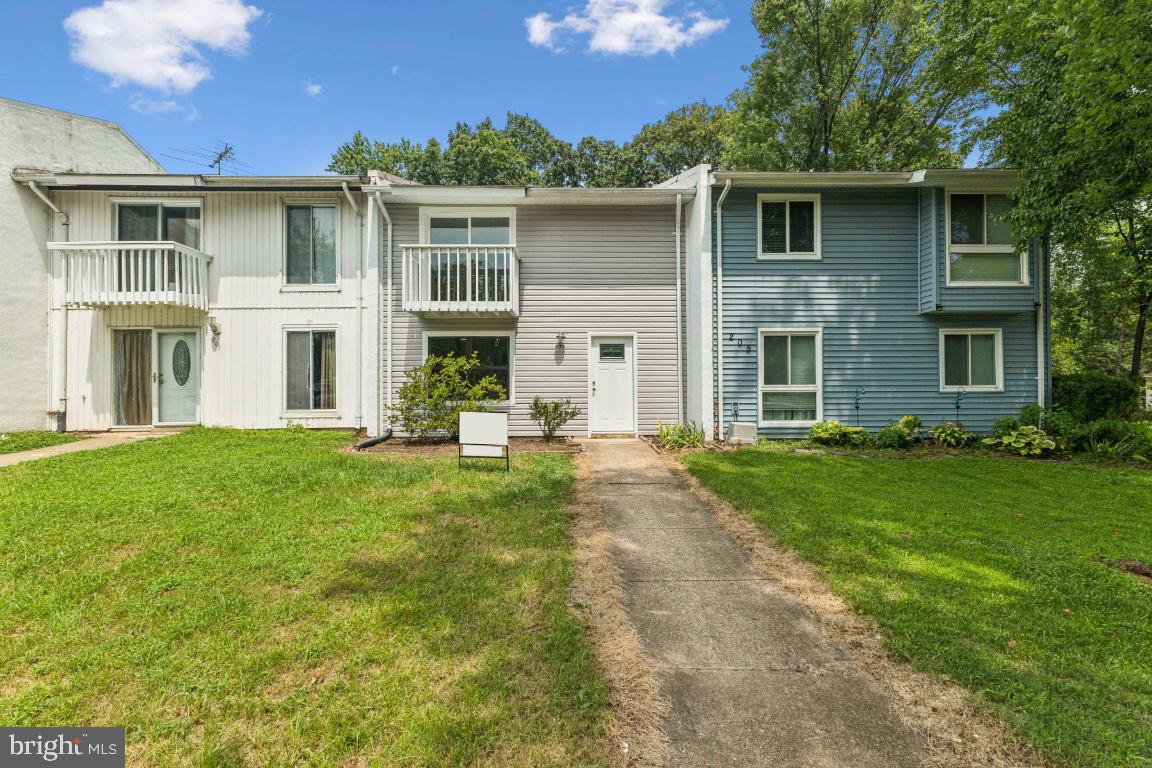 203 N COTTAGE RD, STERLING, Virginia 20164, 3 Bedrooms Bedrooms, ,2 BathroomsBathrooms,Residential,For sale,203 N COTTAGE RD,VALO2102602 MLS # VALO2102602