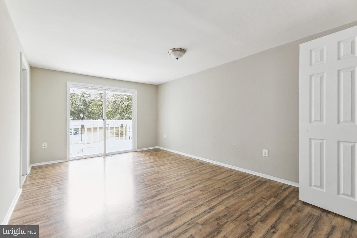 203 N COTTAGE RD, STERLING, Virginia 20164, 3 Bedrooms Bedrooms, ,2 BathroomsBathrooms,Residential,For sale,203 N COTTAGE RD,VALO2102602 MLS # VALO2102602