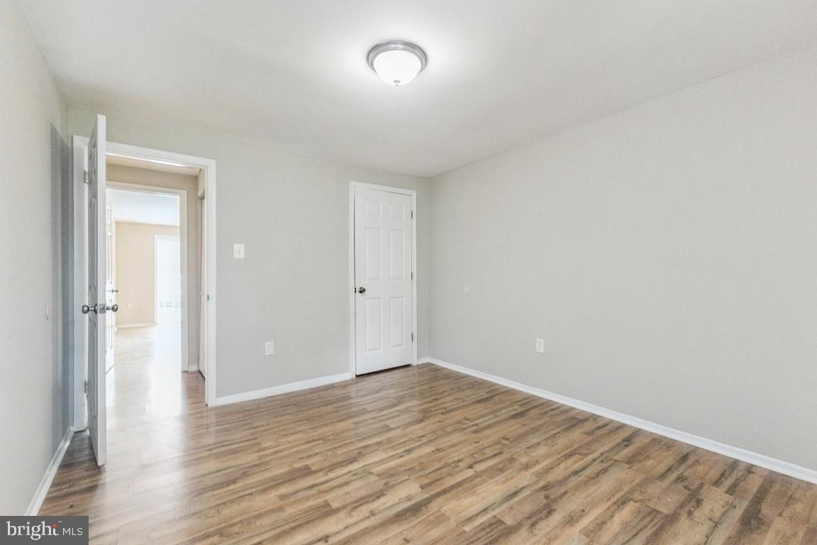 203 N COTTAGE RD, STERLING, Virginia 20164, 3 Bedrooms Bedrooms, ,2 BathroomsBathrooms,Residential,For sale,203 N COTTAGE RD,VALO2102602 MLS # VALO2102602