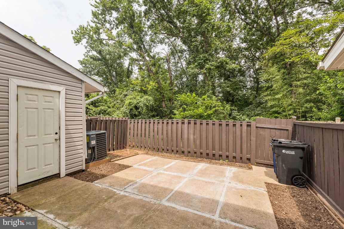 203 N COTTAGE RD, STERLING, Virginia 20164, 3 Bedrooms Bedrooms, ,2 BathroomsBathrooms,Residential,For sale,203 N COTTAGE RD,VALO2102602 MLS # VALO2102602