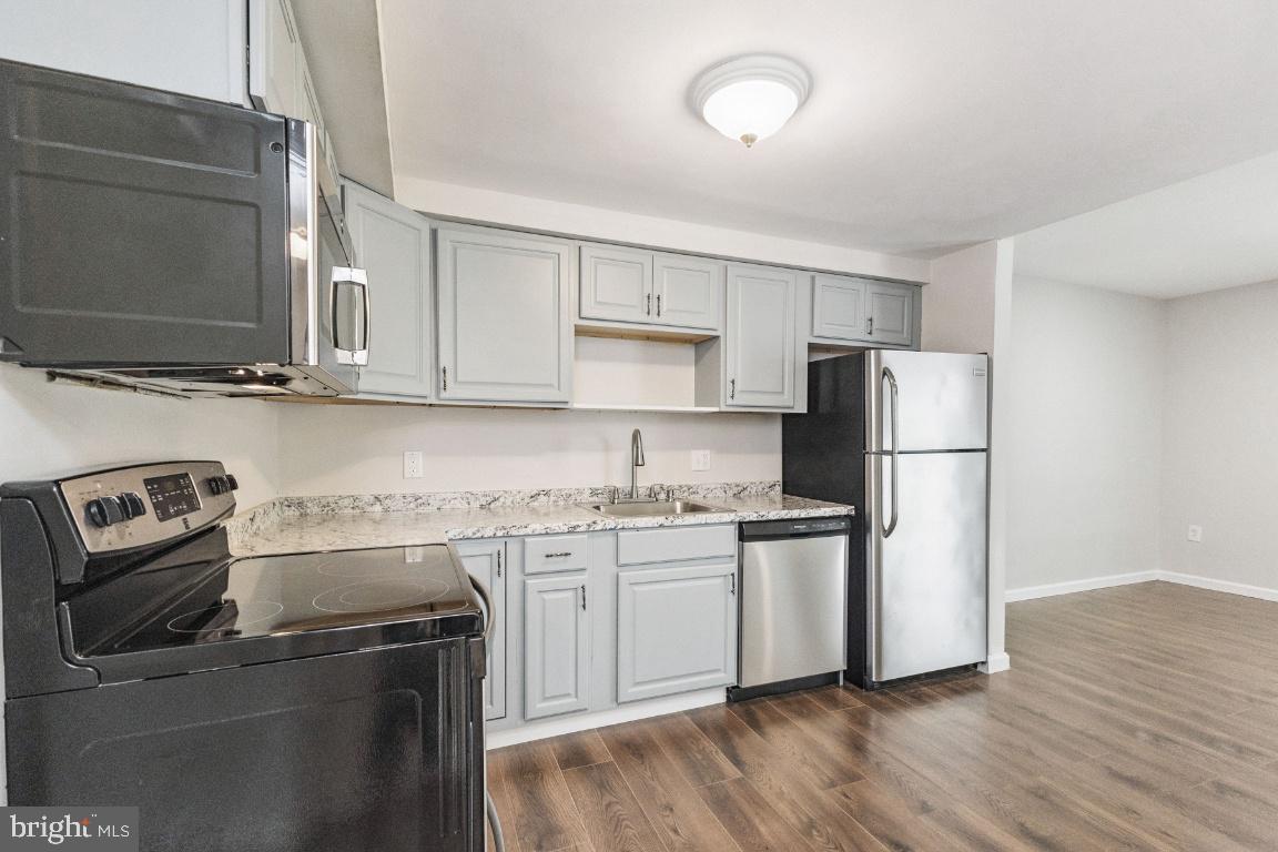 203 N COTTAGE RD, STERLING, Virginia 20164, 3 Bedrooms Bedrooms, ,2 BathroomsBathrooms,Residential,For sale,203 N COTTAGE RD,VALO2102602 MLS # VALO2102602