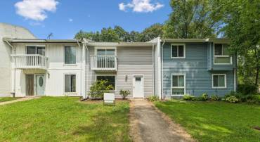 203 N COTTAGE RD, STERLING, Virginia 20164, 3 Bedrooms Bedrooms, ,2 BathroomsBathrooms,Residential,For sale,203 N COTTAGE RD,VALO2102602 MLS # VALO2102602