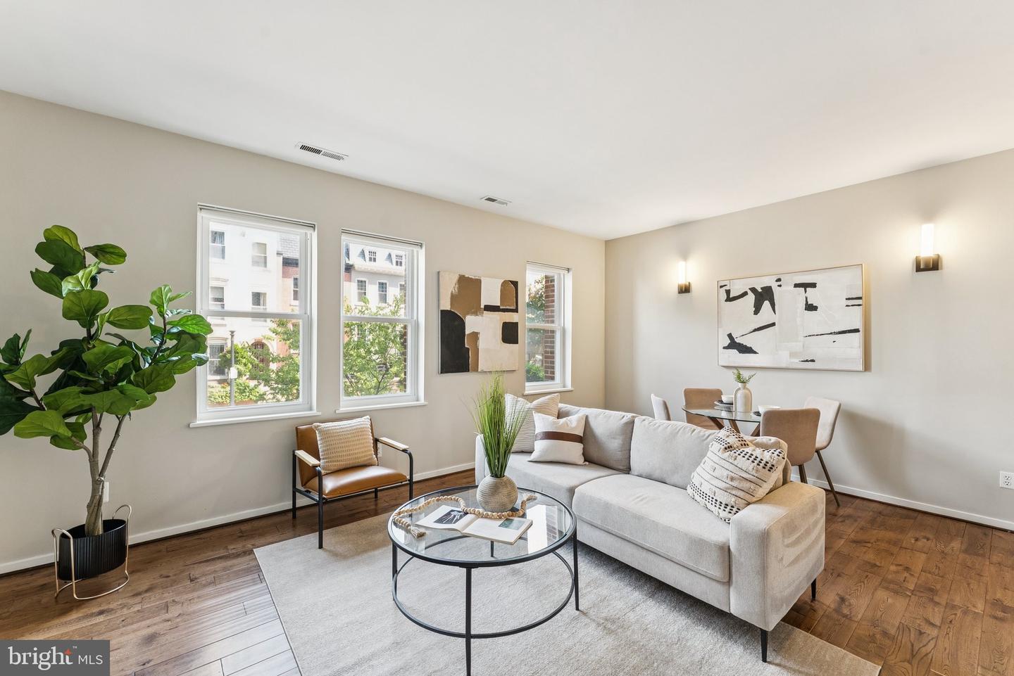 2114 N ST NW #12, WASHINGTON, District Of Columbia 20037, 2 Bedrooms Bedrooms, ,2 BathroomsBathrooms,Residential,For sale,2114 N ST NW #12,DCDC2211890 MLS # DCDC2211890