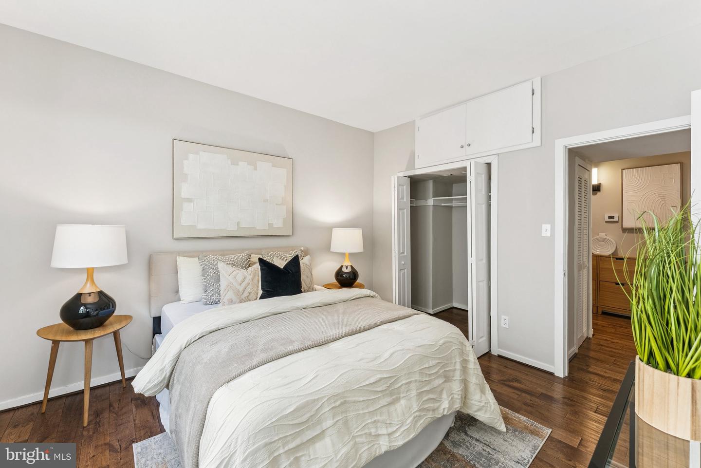 2114 N ST NW #12, WASHINGTON, District Of Columbia 20037, 2 Bedrooms Bedrooms, ,2 BathroomsBathrooms,Residential,For sale,2114 N ST NW #12,DCDC2211890 MLS # DCDC2211890