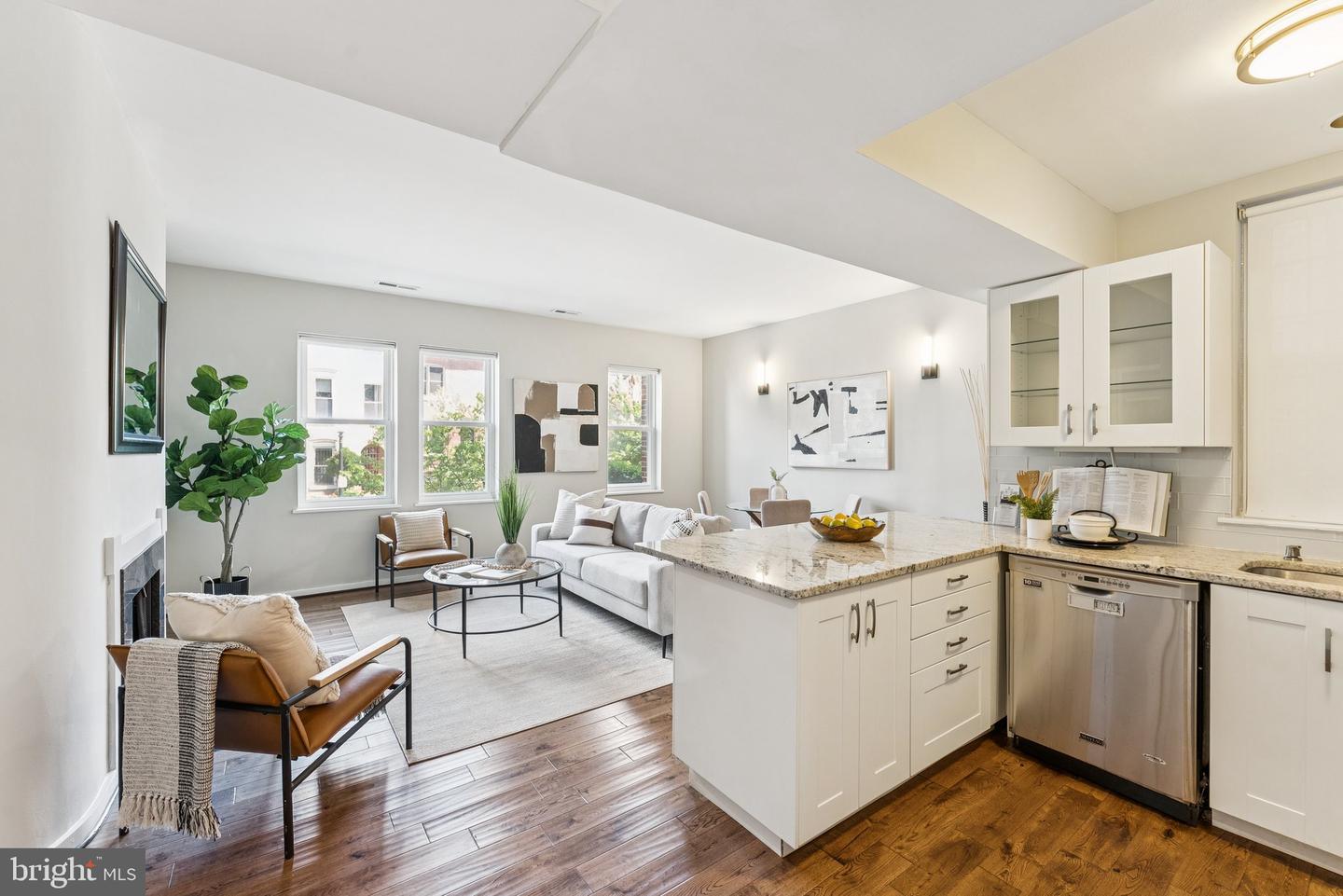 2114 N ST NW #12, WASHINGTON, District Of Columbia 20037, 2 Bedrooms Bedrooms, ,2 BathroomsBathrooms,Residential,For sale,2114 N ST NW #12,DCDC2211890 MLS # DCDC2211890