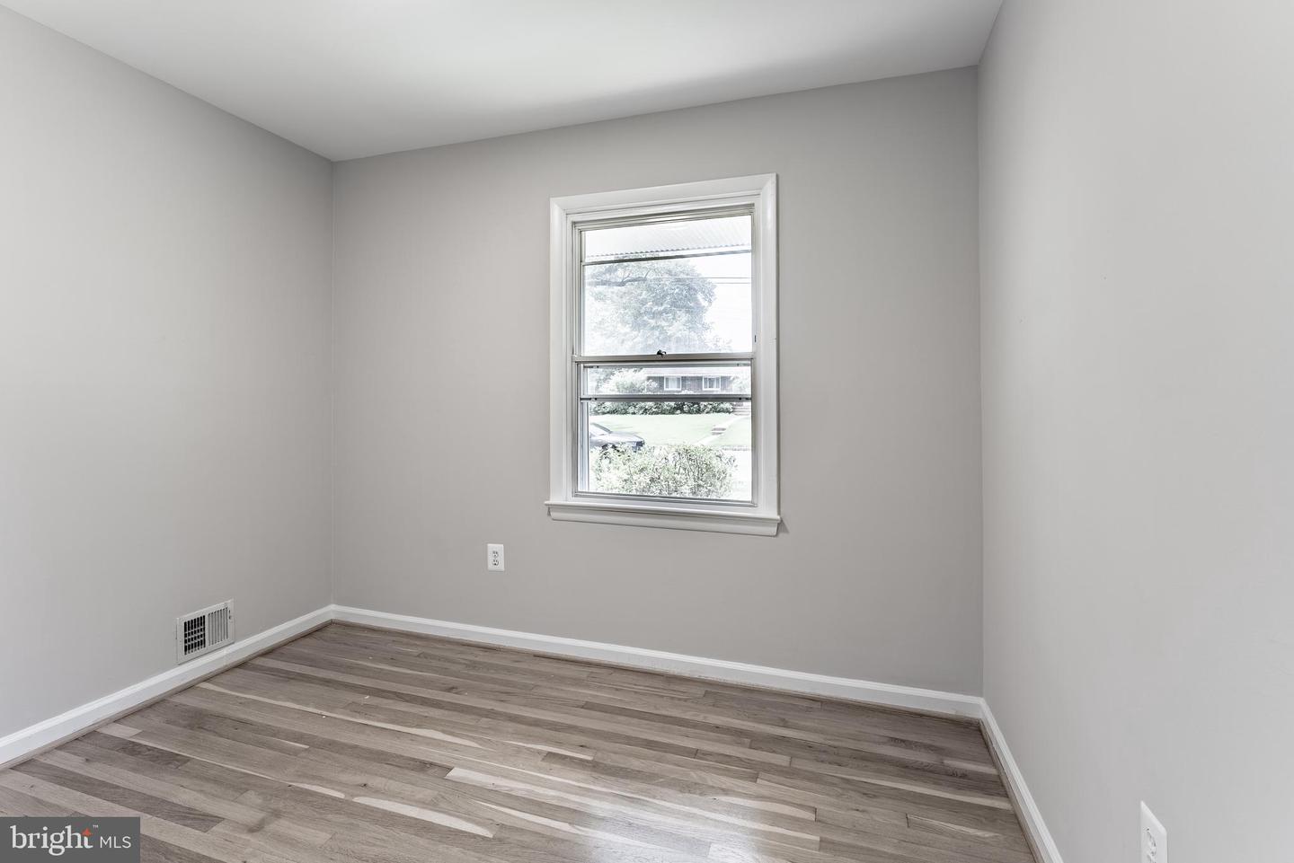 3831 HILL ST, FAIRFAX, Virginia 22030, 5 Bedrooms Bedrooms, ,2 BathroomsBathrooms,Residential,For sale,3831 HILL ST,VAFC2006690 MLS # VAFC2006690