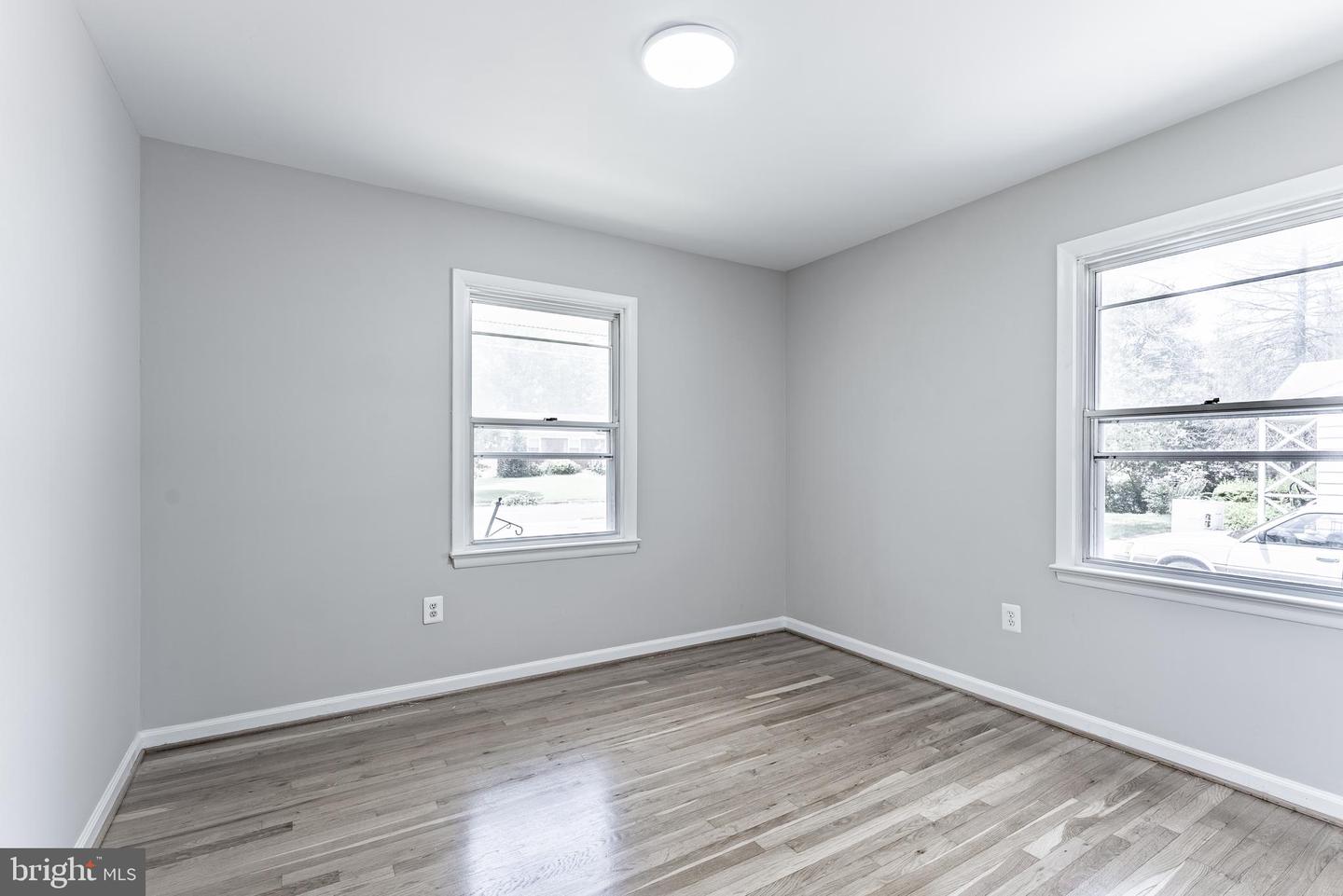 3831 HILL ST, FAIRFAX, Virginia 22030, 5 Bedrooms Bedrooms, ,2 BathroomsBathrooms,Residential,For sale,3831 HILL ST,VAFC2006690 MLS # VAFC2006690