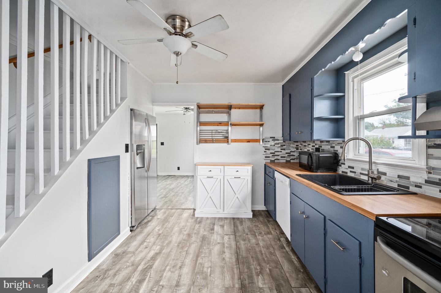 122 HILLCREST DR, FREDERICKSBURG, Virginia 22401, 3 Bedrooms Bedrooms, ,2 BathroomsBathrooms,Residential,For sale,122 HILLCREST DR,VAFB2008662 MLS # VAFB2008662