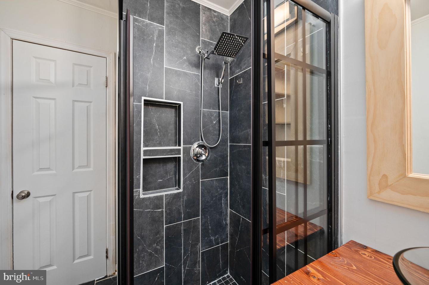 122 HILLCREST DR, FREDERICKSBURG, Virginia 22401, 3 Bedrooms Bedrooms, ,2 BathroomsBathrooms,Residential,For sale,122 HILLCREST DR,VAFB2008662 MLS # VAFB2008662