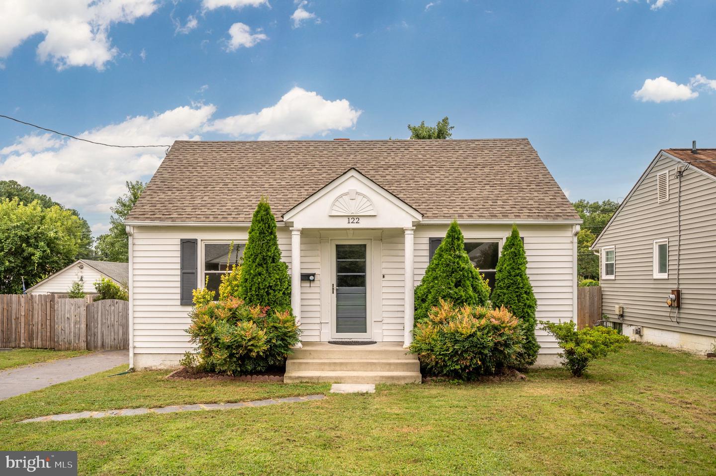 122 HILLCREST DR, FREDERICKSBURG, Virginia 22401, 3 Bedrooms Bedrooms, ,2 BathroomsBathrooms,Residential,For sale,122 HILLCREST DR,VAFB2008662 MLS # VAFB2008662