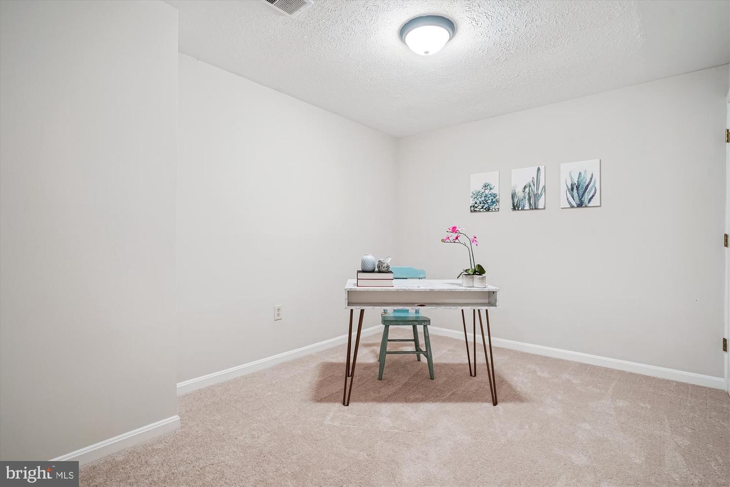 15745 WIDEWATER DR, DUMFRIES, Virginia 22025, 3 Bedrooms Bedrooms, ,3 BathroomsBathrooms,Residential,For sale,15745 WIDEWATER DR,VAPW2100202 MLS # VAPW2100202