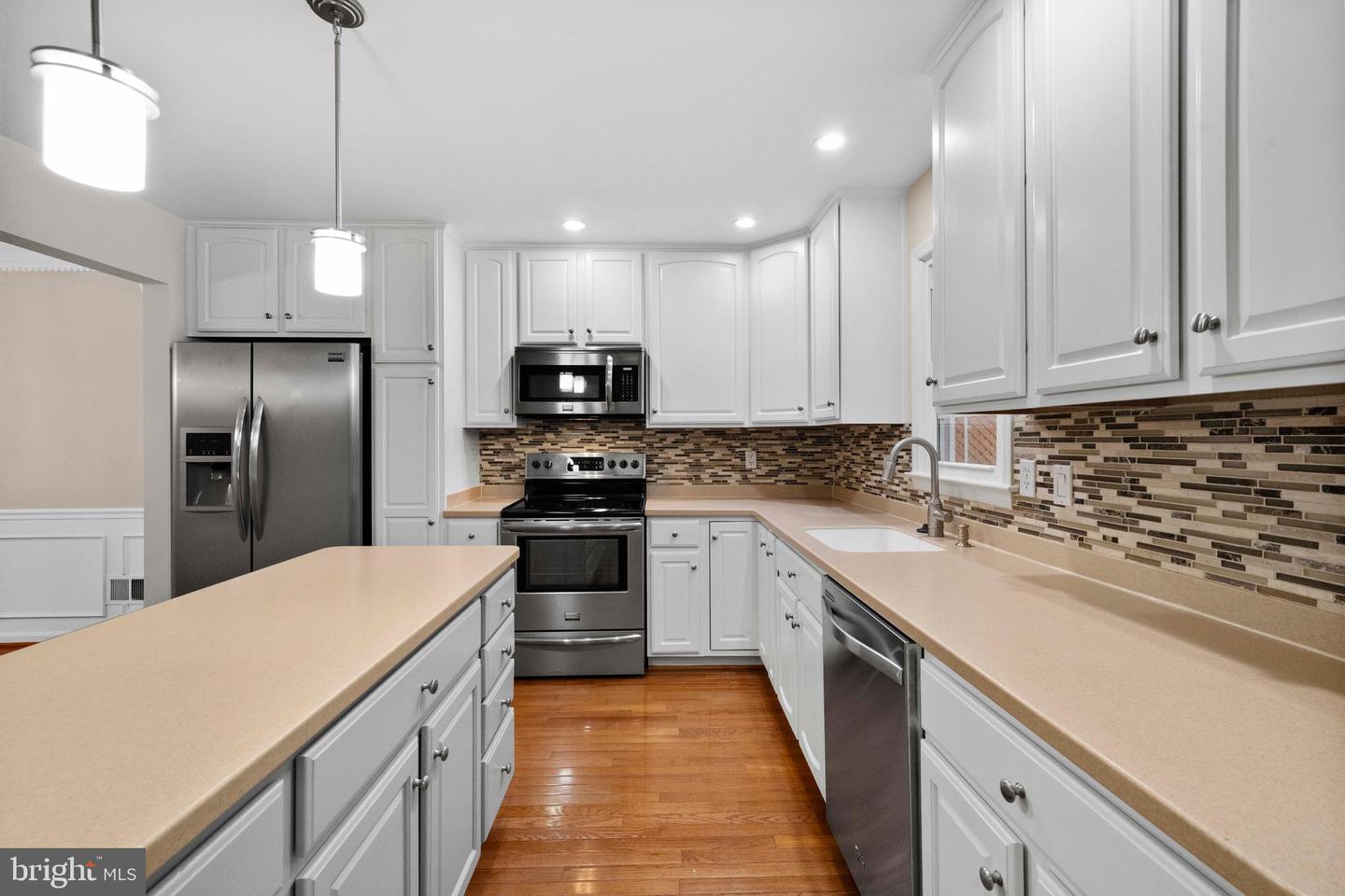 2036 GALLOWS TREE CT, VIENNA, Virginia 22182, 3 Bedrooms Bedrooms, ,2 BathroomsBathrooms,Residential,For sale,2036 GALLOWS TREE CT,VAFX2258164 MLS # VAFX2258164