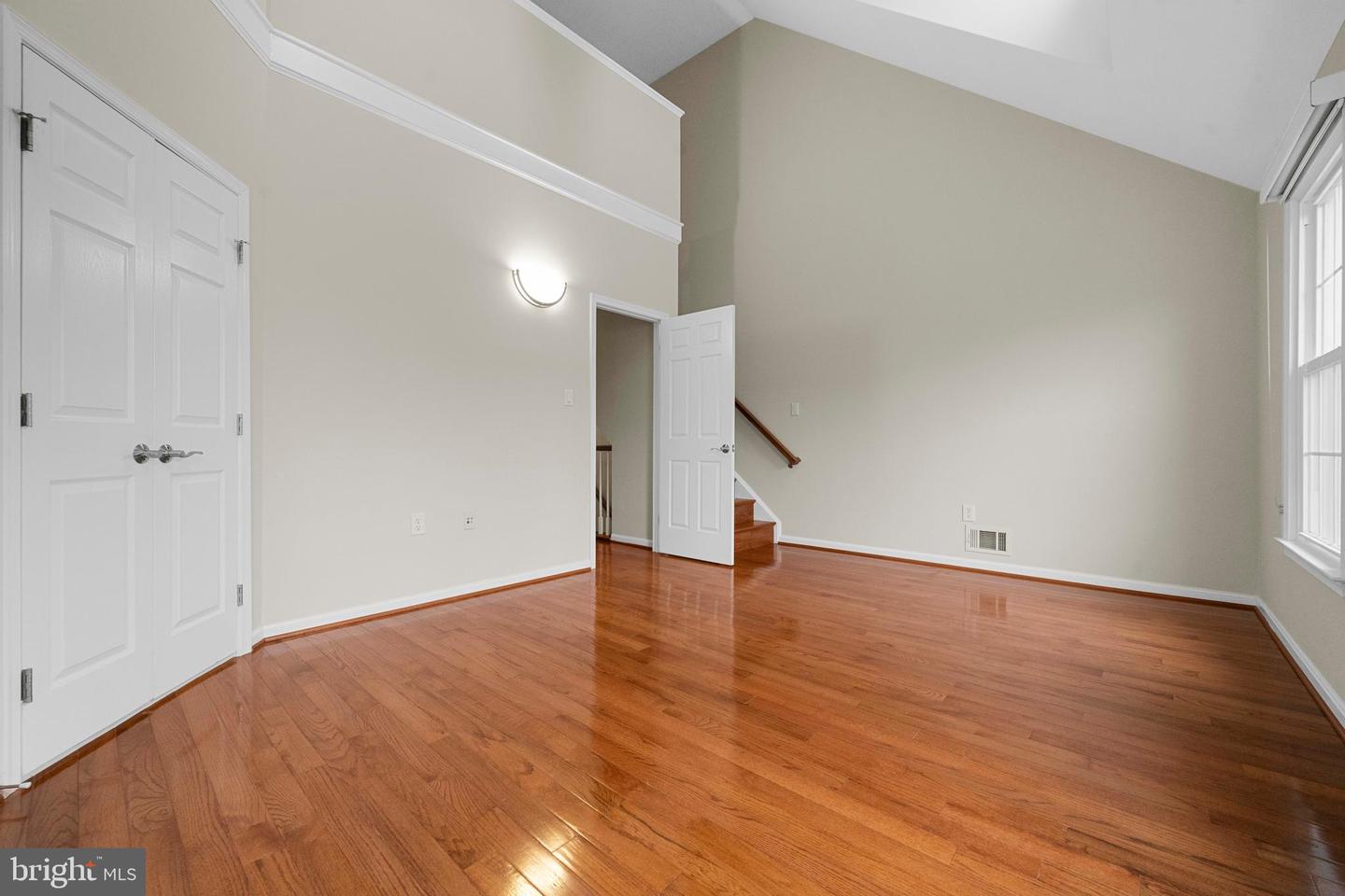 2036 GALLOWS TREE CT, VIENNA, Virginia 22182, 3 Bedrooms Bedrooms, ,2 BathroomsBathrooms,Residential,For sale,2036 GALLOWS TREE CT,VAFX2258164 MLS # VAFX2258164