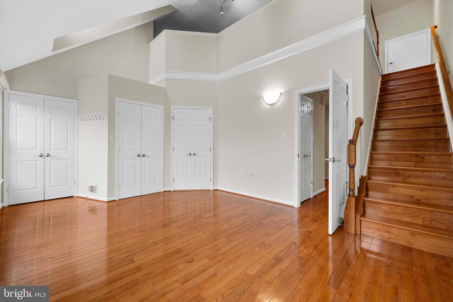 2036 GALLOWS TREE CT, VIENNA, Virginia 22182, 3 Bedrooms Bedrooms, ,2 BathroomsBathrooms,Residential,For sale,2036 GALLOWS TREE CT,VAFX2258164 MLS # VAFX2258164