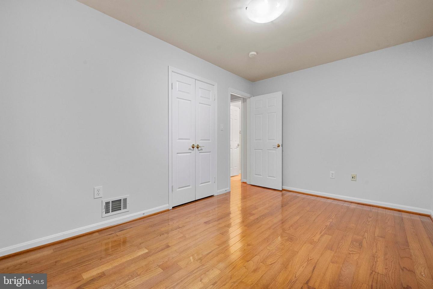 2036 GALLOWS TREE CT, VIENNA, Virginia 22182, 3 Bedrooms Bedrooms, ,2 BathroomsBathrooms,Residential,For sale,2036 GALLOWS TREE CT,VAFX2258164 MLS # VAFX2258164