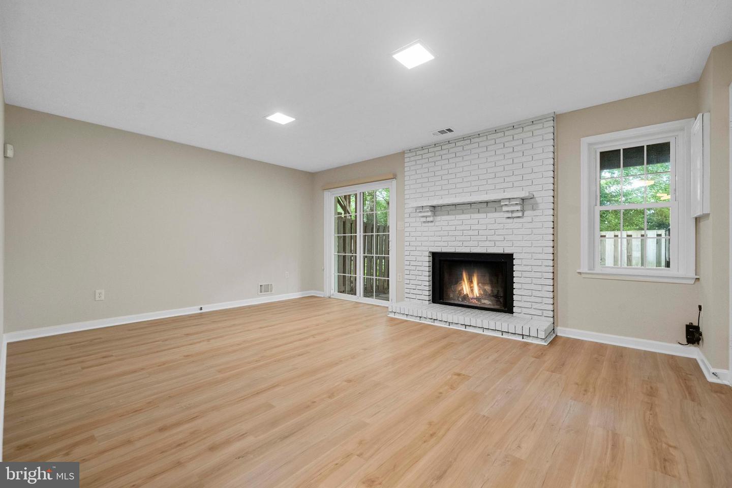 2036 GALLOWS TREE CT, VIENNA, Virginia 22182, 3 Bedrooms Bedrooms, ,2 BathroomsBathrooms,Residential,For sale,2036 GALLOWS TREE CT,VAFX2258164 MLS # VAFX2258164