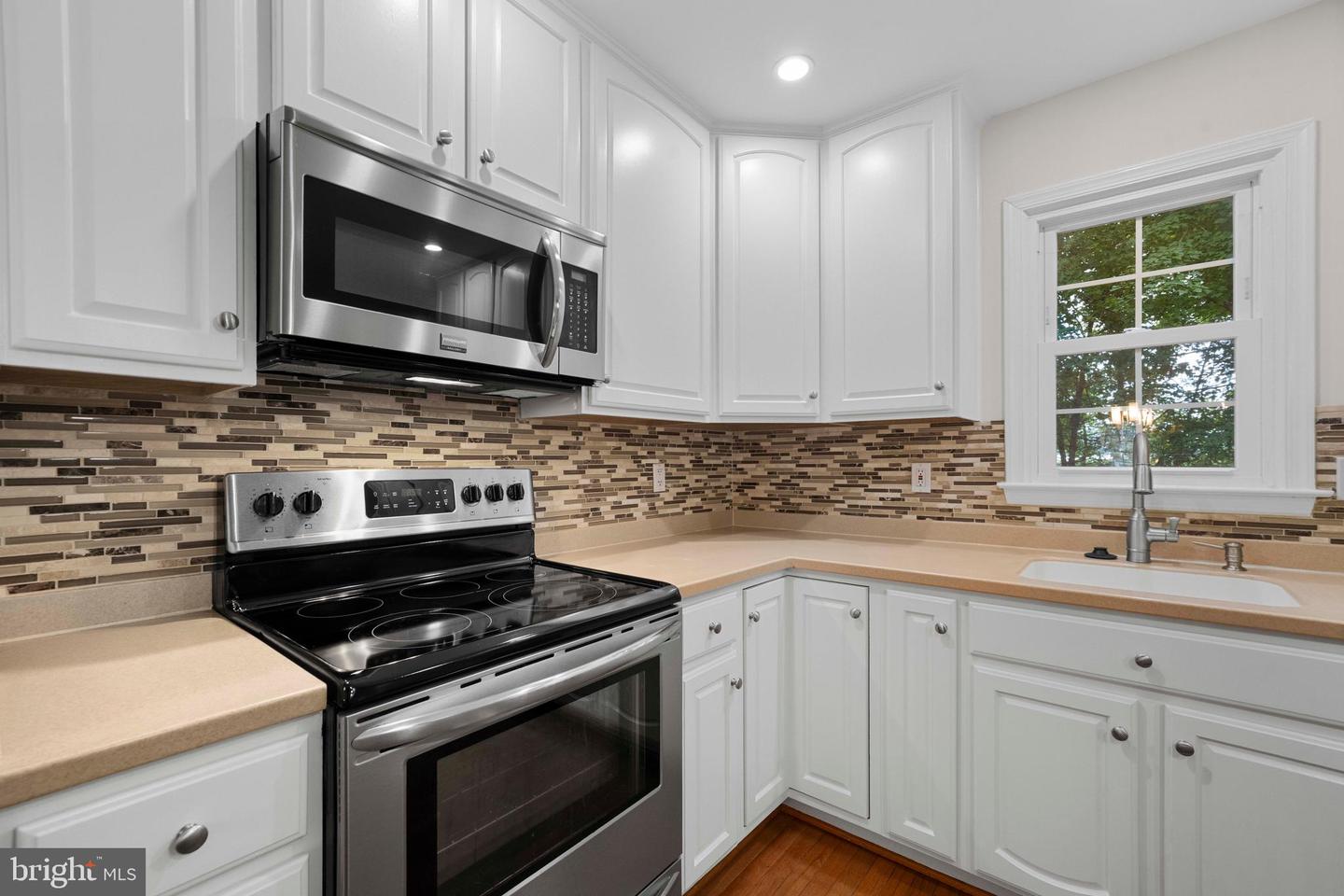 2036 GALLOWS TREE CT, VIENNA, Virginia 22182, 3 Bedrooms Bedrooms, ,2 BathroomsBathrooms,Residential,For sale,2036 GALLOWS TREE CT,VAFX2258164 MLS # VAFX2258164