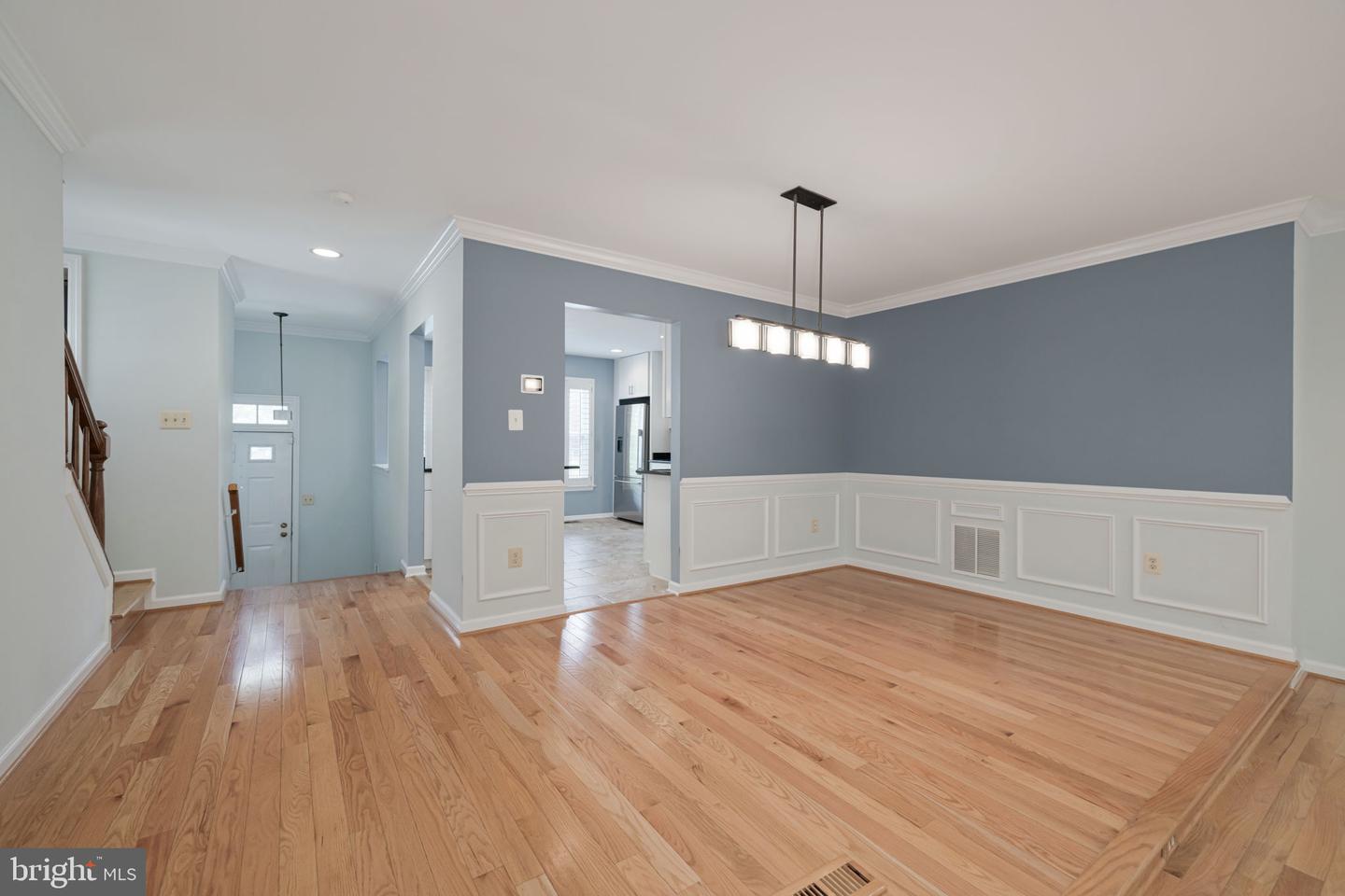 5920 WOODFIELD ESTATES DR, ALEXANDRIA, Virginia 22310, 3 Bedrooms Bedrooms, ,3 BathroomsBathrooms,Residential,For sale,5920 WOODFIELD ESTATES DR,VAFX2258254 MLS # VAFX2258254