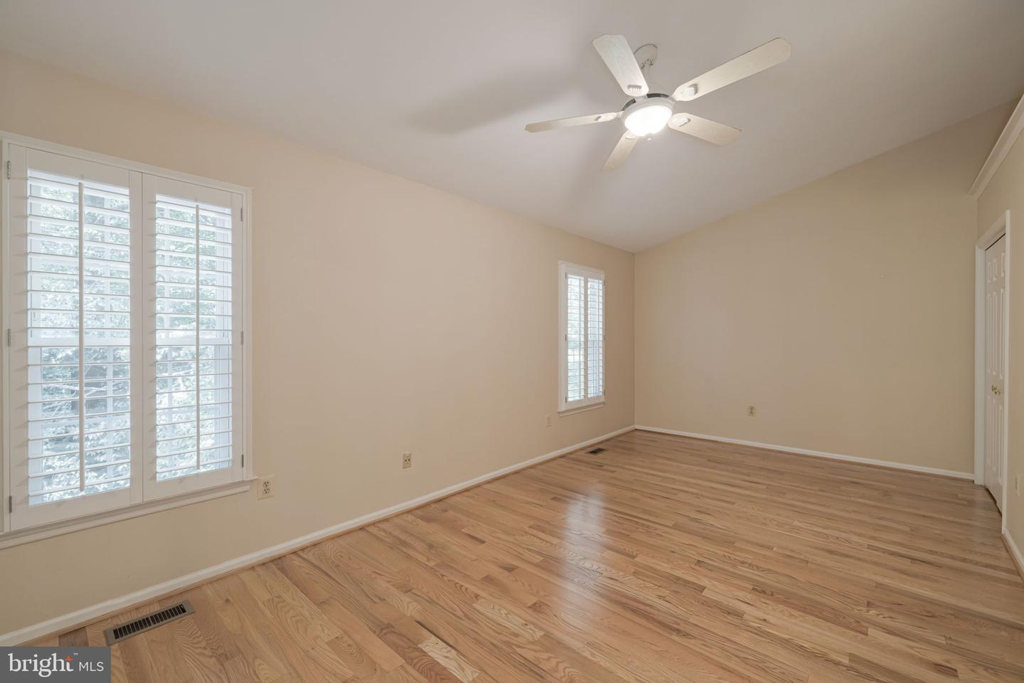 5920 WOODFIELD ESTATES DR, ALEXANDRIA, Virginia 22310, 3 Bedrooms Bedrooms, ,3 BathroomsBathrooms,Residential,For sale,5920 WOODFIELD ESTATES DR,VAFX2258254 MLS # VAFX2258254