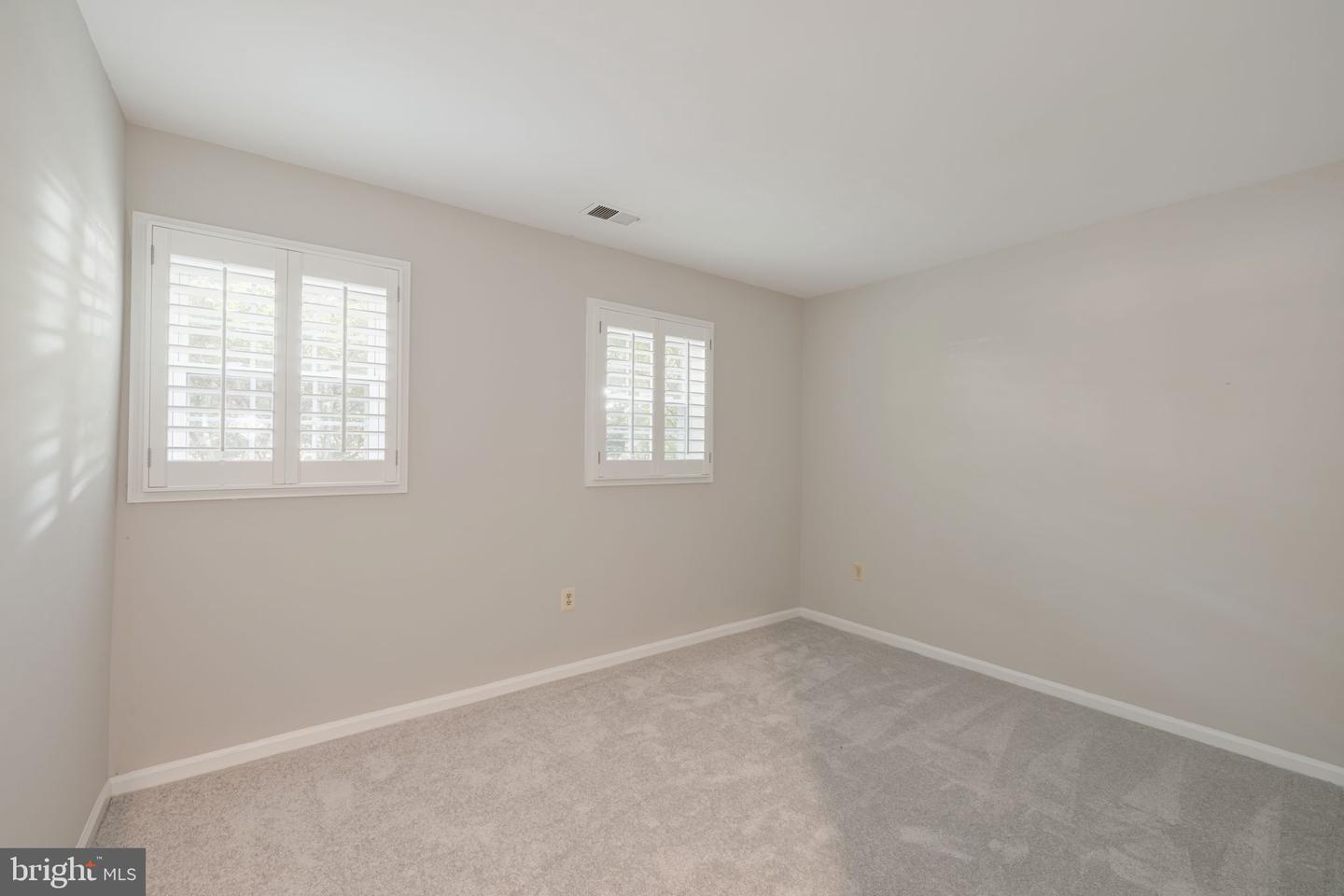 5920 WOODFIELD ESTATES DR, ALEXANDRIA, Virginia 22310, 3 Bedrooms Bedrooms, ,3 BathroomsBathrooms,Residential,For sale,5920 WOODFIELD ESTATES DR,VAFX2258254 MLS # VAFX2258254