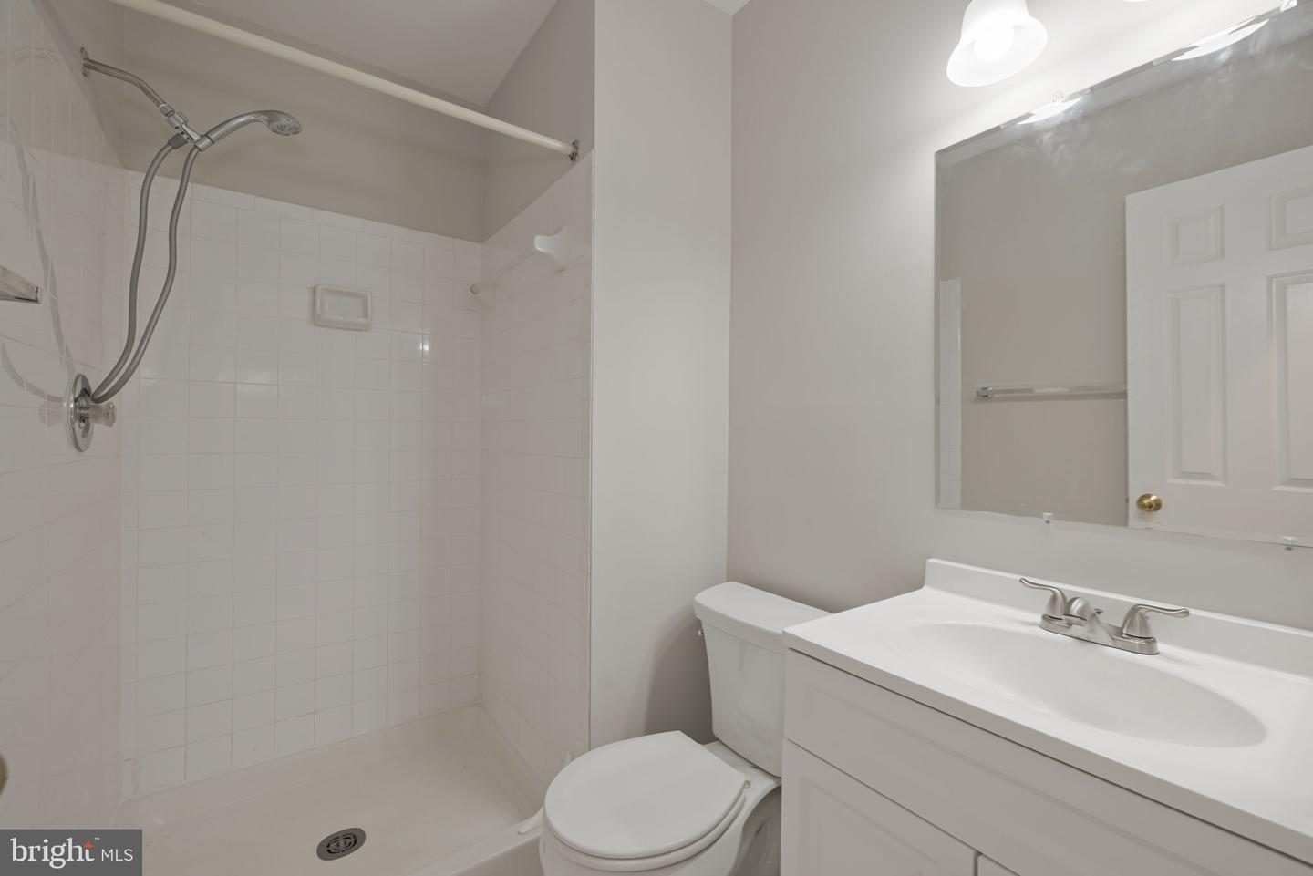 5920 WOODFIELD ESTATES DR, ALEXANDRIA, Virginia 22310, 3 Bedrooms Bedrooms, ,3 BathroomsBathrooms,Residential,For sale,5920 WOODFIELD ESTATES DR,VAFX2258254 MLS # VAFX2258254