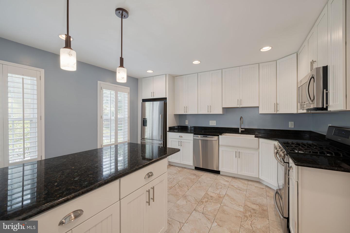 5920 WOODFIELD ESTATES DR, ALEXANDRIA, Virginia 22310, 3 Bedrooms Bedrooms, ,3 BathroomsBathrooms,Residential,For sale,5920 WOODFIELD ESTATES DR,VAFX2258254 MLS # VAFX2258254
