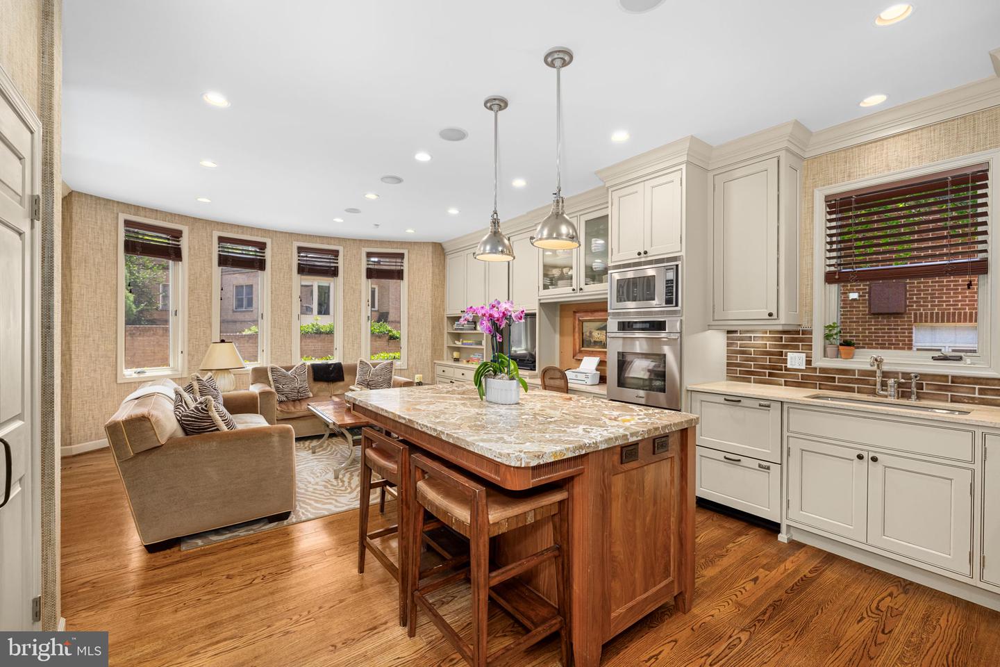 4616 FOXHALL CRES NW, WASHINGTON, District Of Columbia 20007, 5 Bedrooms Bedrooms, 18 Rooms Rooms,5 BathroomsBathrooms,Residential,For sale,4616 FOXHALL CRES NW,DCDC2212978 MLS # DCDC2212978