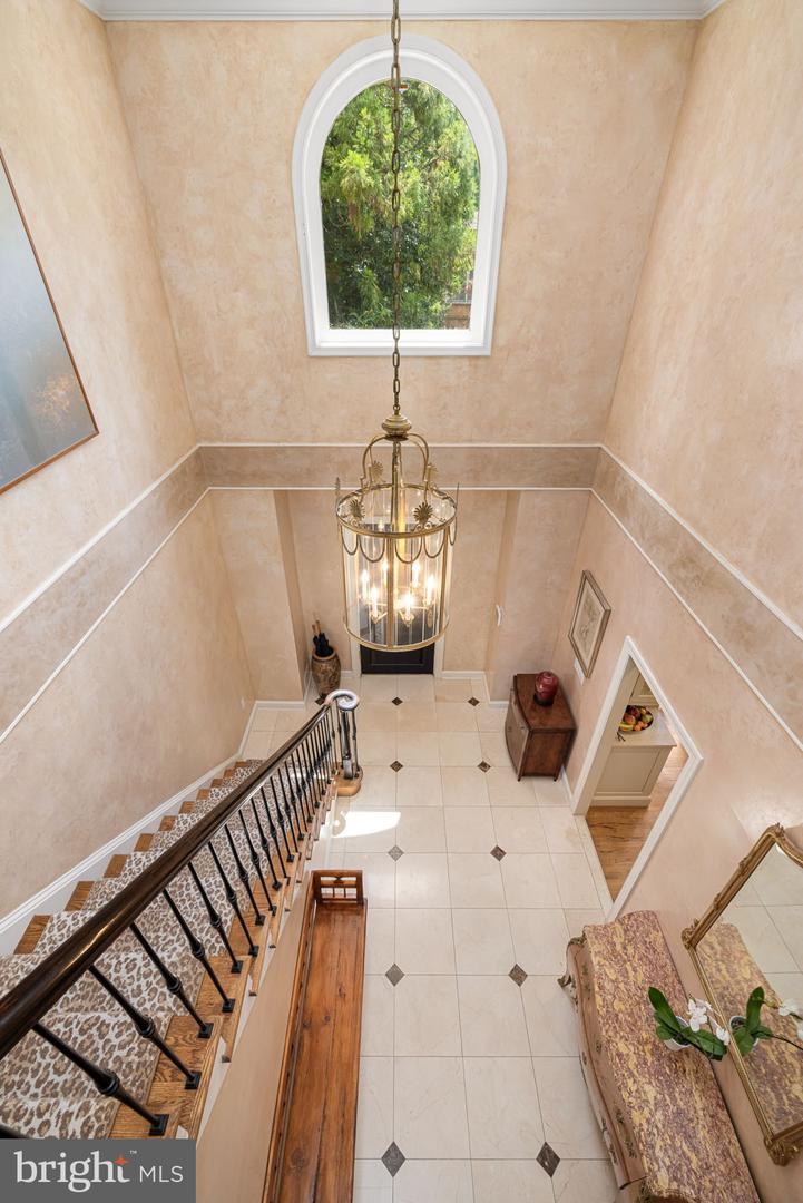 4616 FOXHALL CRES NW, WASHINGTON, District Of Columbia 20007, 5 Bedrooms Bedrooms, 18 Rooms Rooms,5 BathroomsBathrooms,Residential,For sale,4616 FOXHALL CRES NW,DCDC2212978 MLS # DCDC2212978