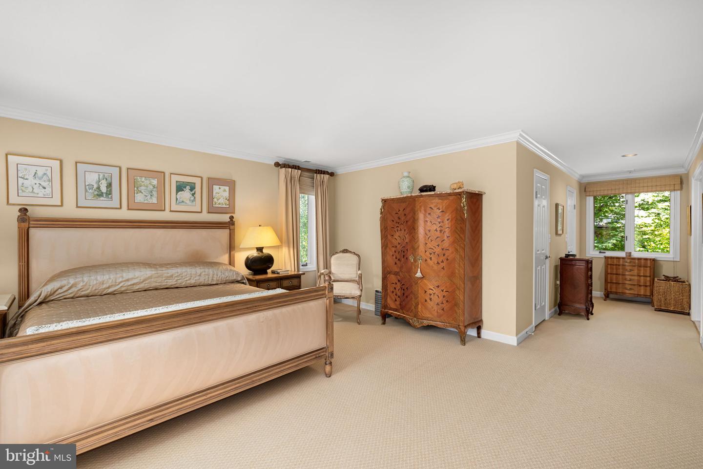 4616 FOXHALL CRES NW, WASHINGTON, District Of Columbia 20007, 5 Bedrooms Bedrooms, 18 Rooms Rooms,5 BathroomsBathrooms,Residential,For sale,4616 FOXHALL CRES NW,DCDC2212978 MLS # DCDC2212978