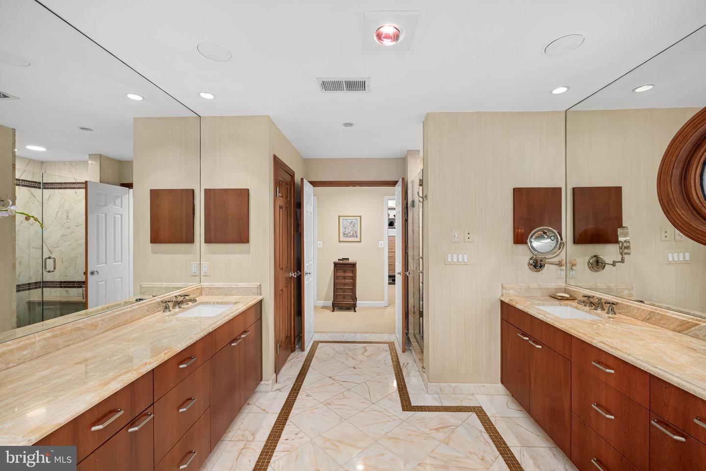 4616 FOXHALL CRES NW, WASHINGTON, District Of Columbia 20007, 5 Bedrooms Bedrooms, 18 Rooms Rooms,5 BathroomsBathrooms,Residential,For sale,4616 FOXHALL CRES NW,DCDC2212978 MLS # DCDC2212978