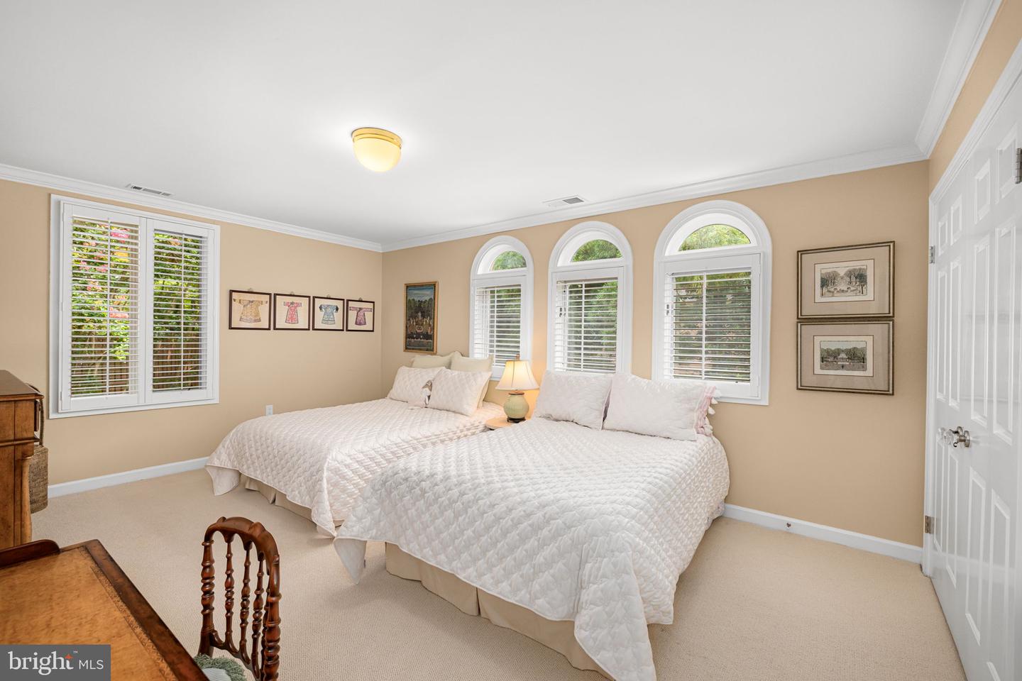 4616 FOXHALL CRES NW, WASHINGTON, District Of Columbia 20007, 5 Bedrooms Bedrooms, 18 Rooms Rooms,5 BathroomsBathrooms,Residential,For sale,4616 FOXHALL CRES NW,DCDC2212978 MLS # DCDC2212978