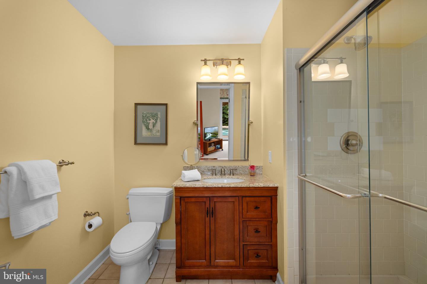 4616 FOXHALL CRES NW, WASHINGTON, District Of Columbia 20007, 5 Bedrooms Bedrooms, 18 Rooms Rooms,5 BathroomsBathrooms,Residential,For sale,4616 FOXHALL CRES NW,DCDC2212978 MLS # DCDC2212978