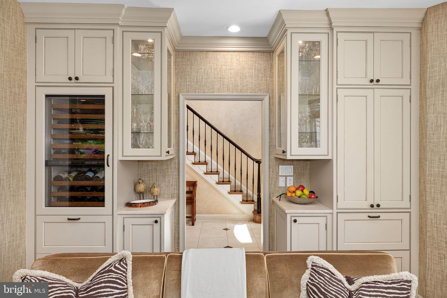 4616 FOXHALL CRES NW, WASHINGTON, District Of Columbia 20007, 5 Bedrooms Bedrooms, 18 Rooms Rooms,5 BathroomsBathrooms,Residential,For sale,4616 FOXHALL CRES NW,DCDC2212978 MLS # DCDC2212978