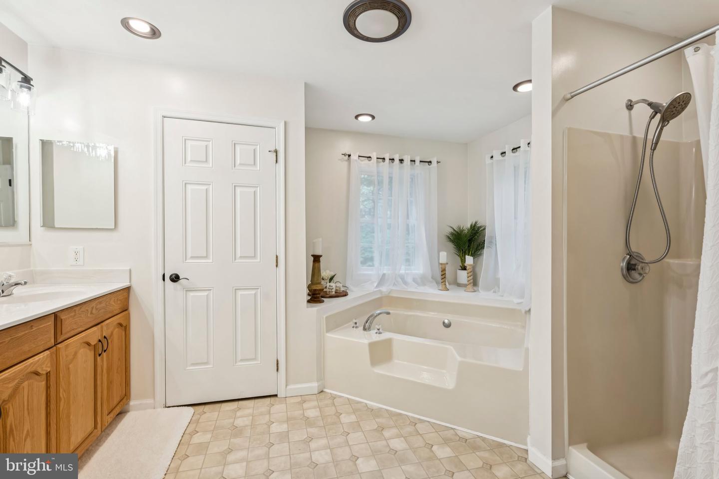 2066 JEWELL HOLLOW RD, LURAY, Virginia 22835, 3 Bedrooms Bedrooms, ,2 BathroomsBathrooms,Residential,For sale,2066 JEWELL HOLLOW RD,VAPA2005220 MLS # VAPA2005220