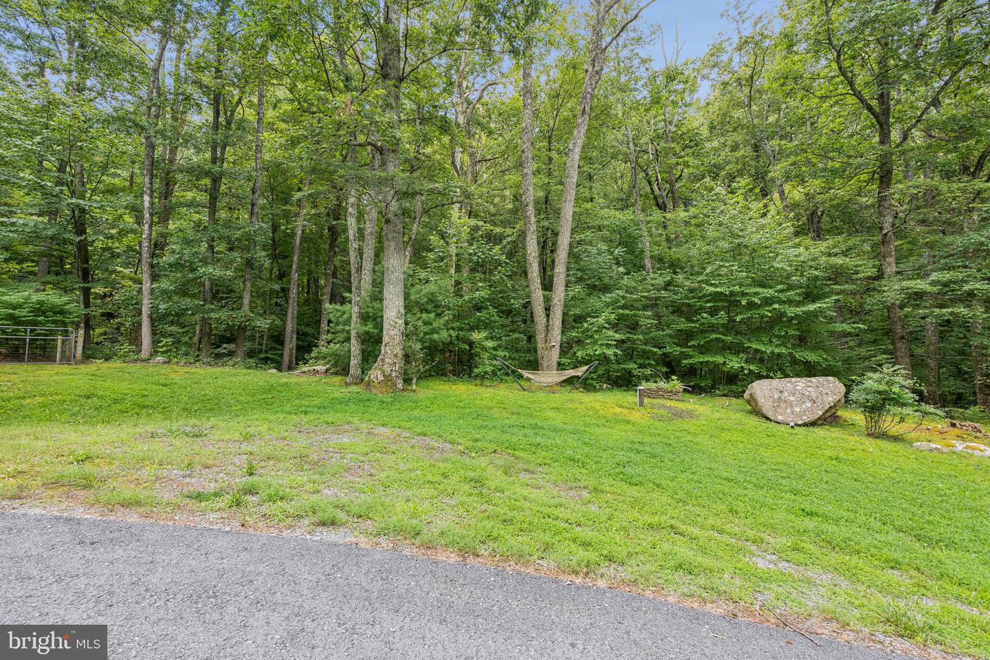 2066 JEWELL HOLLOW RD, LURAY, Virginia 22835, 3 Bedrooms Bedrooms, ,2 BathroomsBathrooms,Residential,For sale,2066 JEWELL HOLLOW RD,VAPA2005220 MLS # VAPA2005220