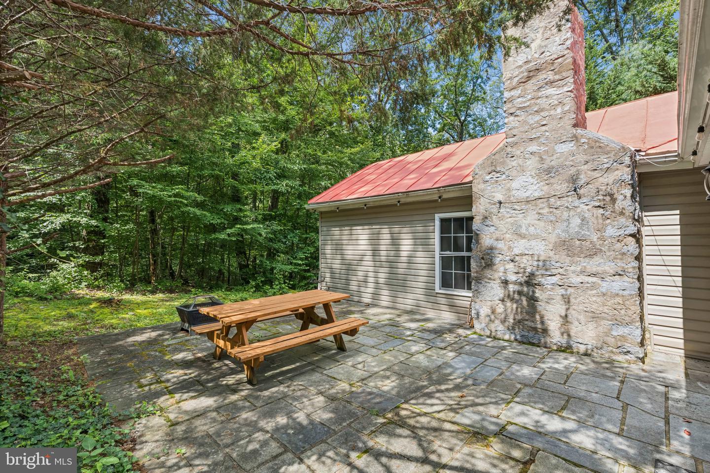 2066 JEWELL HOLLOW RD, LURAY, Virginia 22835, 3 Bedrooms Bedrooms, ,2 BathroomsBathrooms,Residential,For sale,2066 JEWELL HOLLOW RD,VAPA2005220 MLS # VAPA2005220