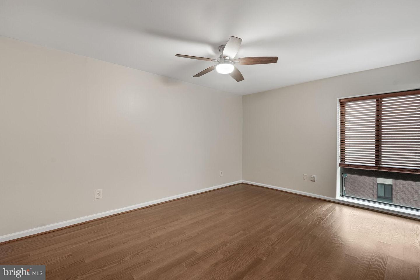 6143 LEESBURG PIKE #502, FALLS CHURCH, Virginia 22041, 2 Bedrooms Bedrooms, ,1 BathroomBathrooms,Residential,For sale,6143 LEESBURG PIKE #502,VAFX2258948 MLS # VAFX2258948