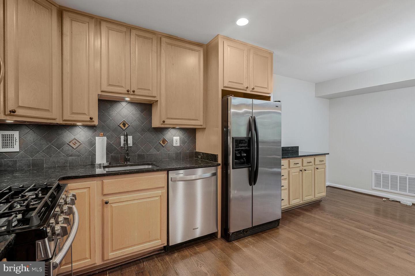 6143 LEESBURG PIKE #502, FALLS CHURCH, Virginia 22041, 2 Bedrooms Bedrooms, ,1 BathroomBathrooms,Residential,For sale,6143 LEESBURG PIKE #502,VAFX2258948 MLS # VAFX2258948