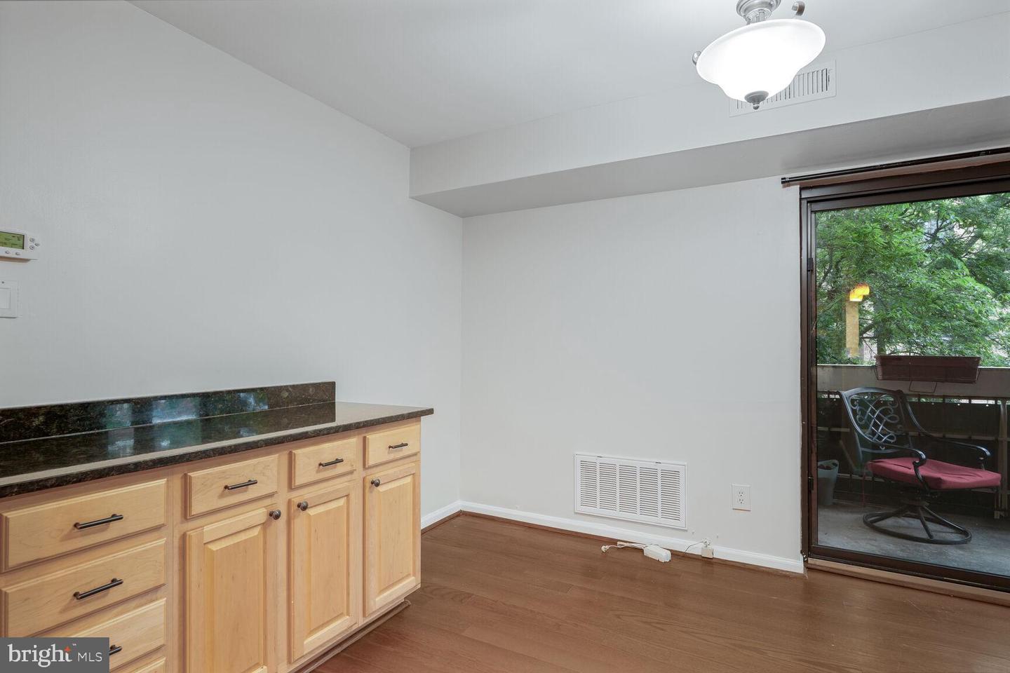6143 LEESBURG PIKE #502, FALLS CHURCH, Virginia 22041, 2 Bedrooms Bedrooms, ,1 BathroomBathrooms,Residential,For sale,6143 LEESBURG PIKE #502,VAFX2258948 MLS # VAFX2258948