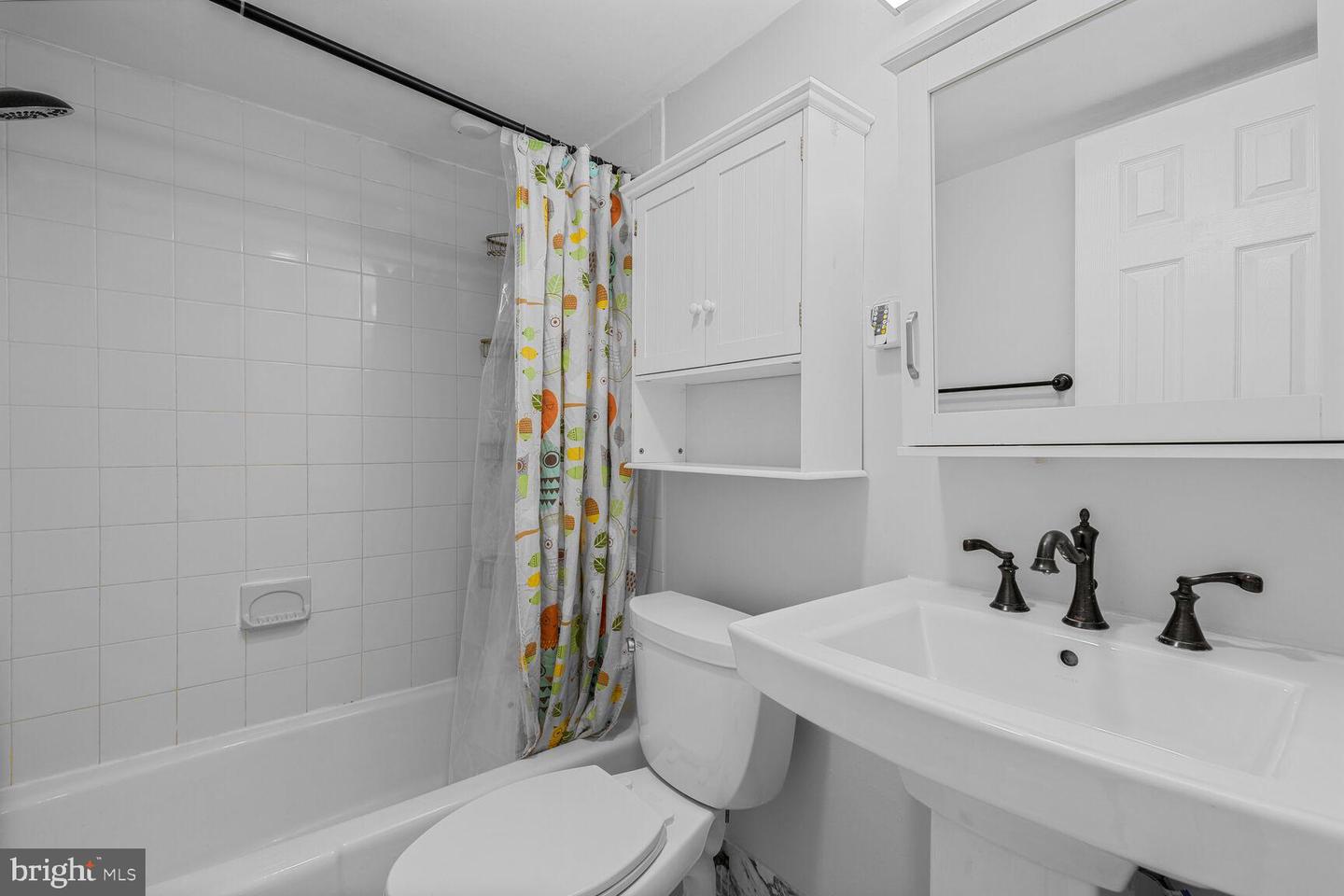 6143 LEESBURG PIKE #502, FALLS CHURCH, Virginia 22041, 2 Bedrooms Bedrooms, ,1 BathroomBathrooms,Residential,For sale,6143 LEESBURG PIKE #502,VAFX2258948 MLS # VAFX2258948