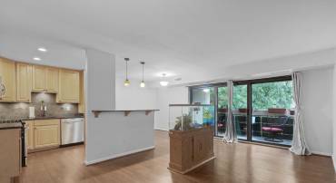 6143 LEESBURG PIKE #502, FALLS CHURCH, Virginia 22041, 2 Bedrooms Bedrooms, ,1 BathroomBathrooms,Residential,For sale,6143 LEESBURG PIKE #502,VAFX2258948 MLS # VAFX2258948