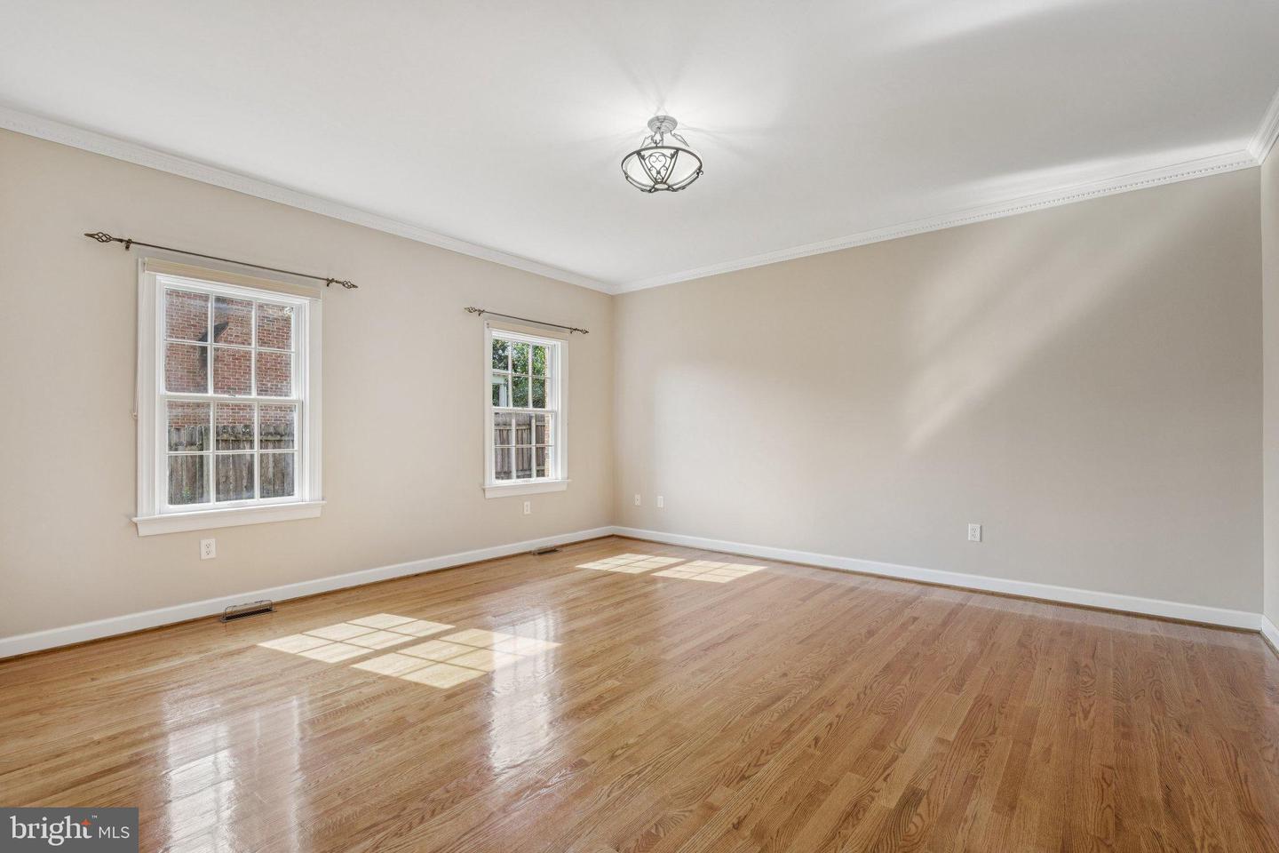 1205 CAROLINE ST, WINCHESTER, Virginia 22601, 4 Bedrooms Bedrooms, 14 Rooms Rooms,3 BathroomsBathrooms,Residential,For sale,1205 CAROLINE ST,VAWI2008834 MLS # VAWI2008834