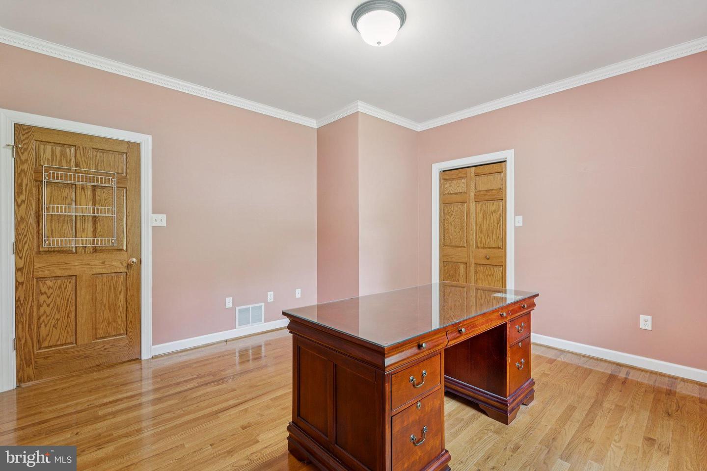 1205 CAROLINE ST, WINCHESTER, Virginia 22601, 4 Bedrooms Bedrooms, 14 Rooms Rooms,3 BathroomsBathrooms,Residential,For sale,1205 CAROLINE ST,VAWI2008834 MLS # VAWI2008834