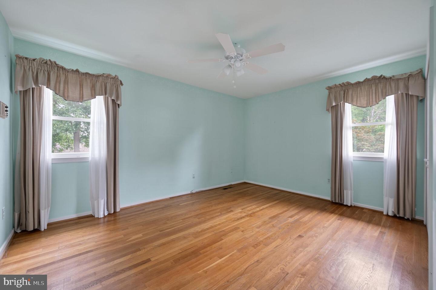 8202 GREELEY BLVD, SPRINGFIELD, Virginia 22152, 4 Bedrooms Bedrooms, ,2 BathroomsBathrooms,Residential,For sale,8202 GREELEY BLVD,VAFX2259042 MLS # VAFX2259042